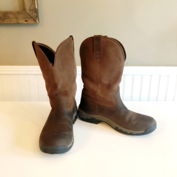 ariat terrain pull on
